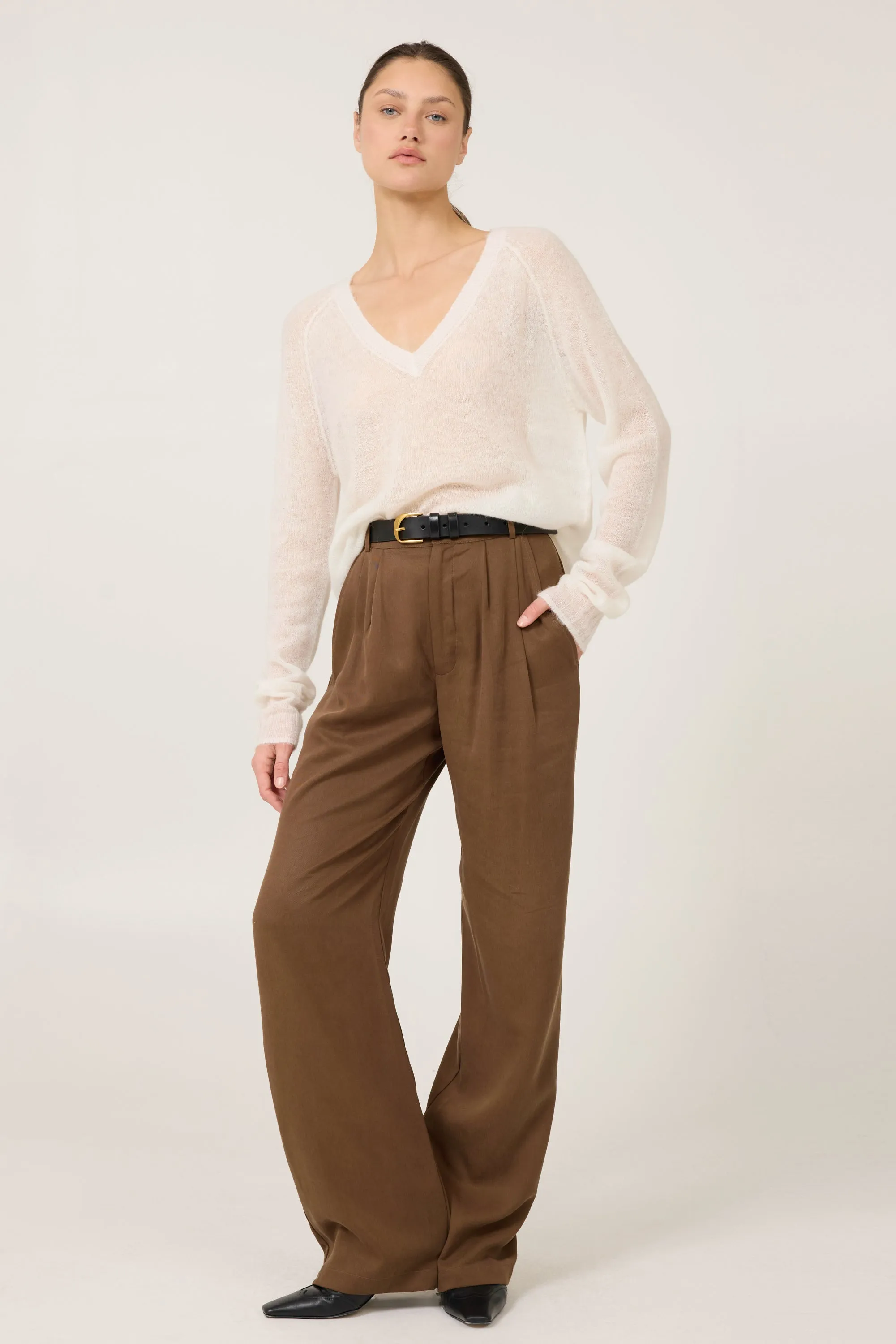 Addison Vneck Pullover - Ivory