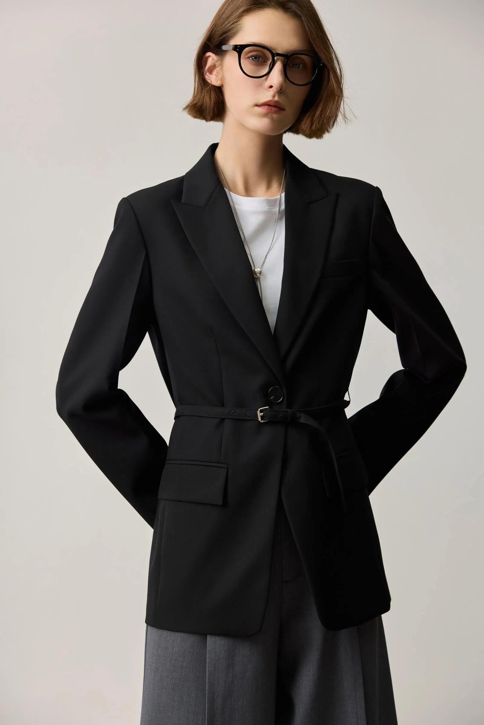 LILY Slim-Fit Blazer