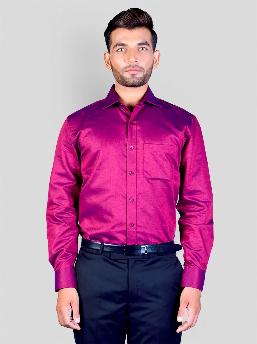 Magenta Solid Regular Fit Formal Shirt | JadeBlue